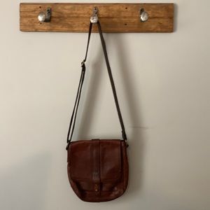 Genuine leather fossil messenger/crossbody